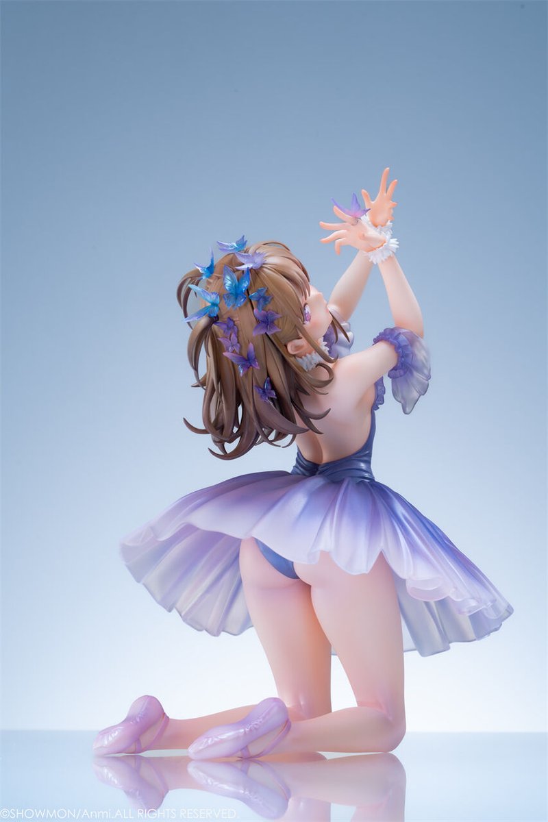 FigureResource's tweet photo. Gray Duckling on Stage [Avian Romance] 1/6 scale from Showmon coming May 2025. https://t.co/aYN2wxUBku