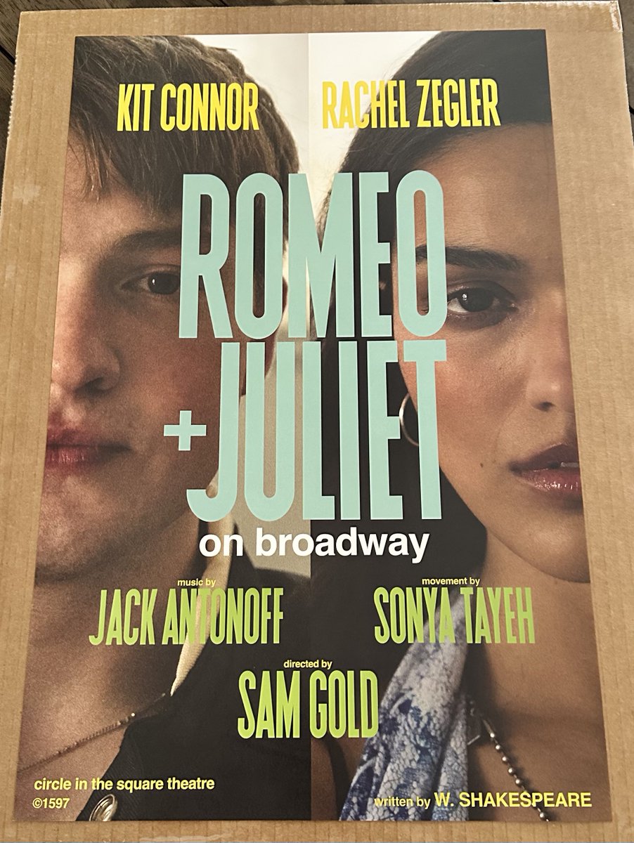 🫀🗡️ R+J CLOSING GIVEAWAY🗡️🫀

R+J closed and not everyone could go, but that doesn’t mean you have to miss out! 

you could win official R+J hat, pin and the window card! 

just like &amp; rt this and reply if you’re a capulet or montague 

giveaway ends March 6th
open domestic/intl