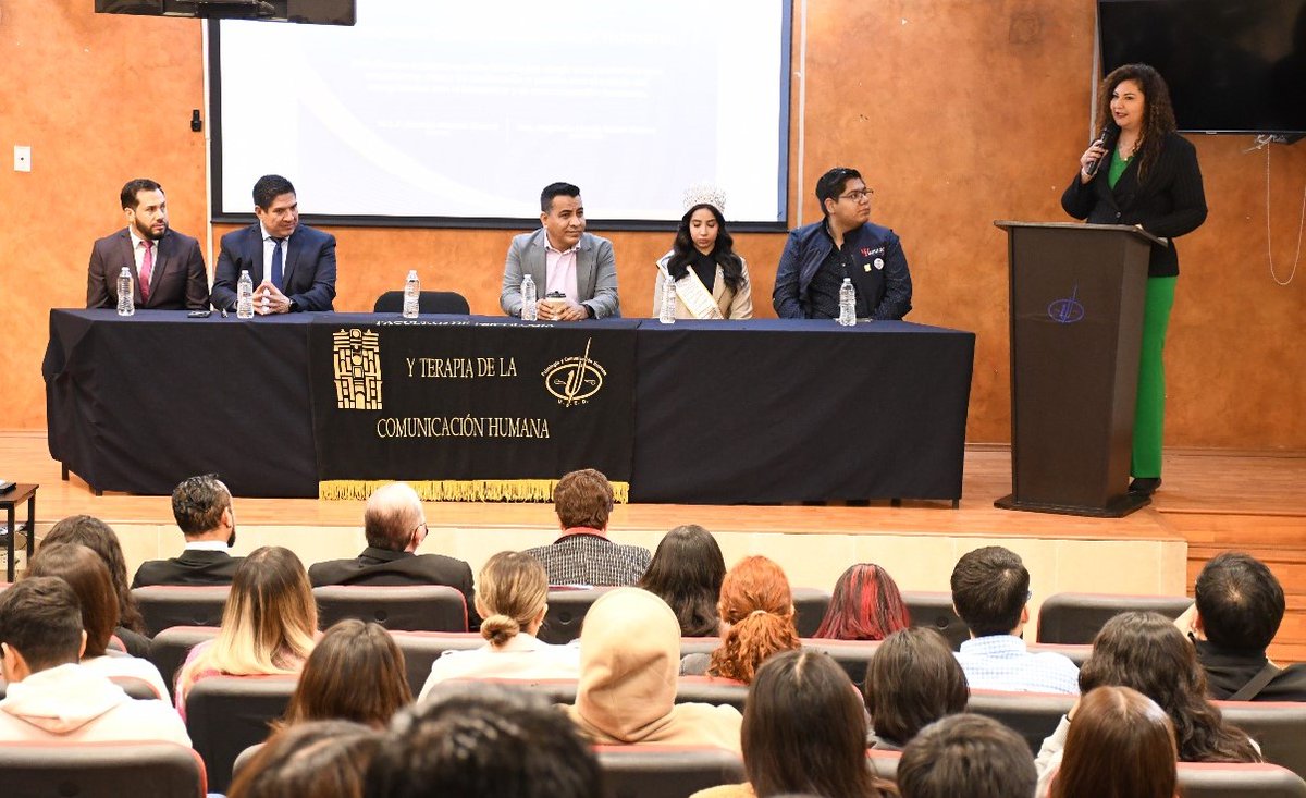 UJED_Oficial's tweet photo. #UJEDInforma La #SSGAUJED, encabezada por Marcelo Barraza Salas, trabajará en conjunto con la #FPYTCHUJED para realizar un censo en todas las unidades académicas de la #UJED con el fin de identificar estudiantes con debilidades visuales o auditivas.
#IdentidadUJED https://t.co/i8NbvjI6XK