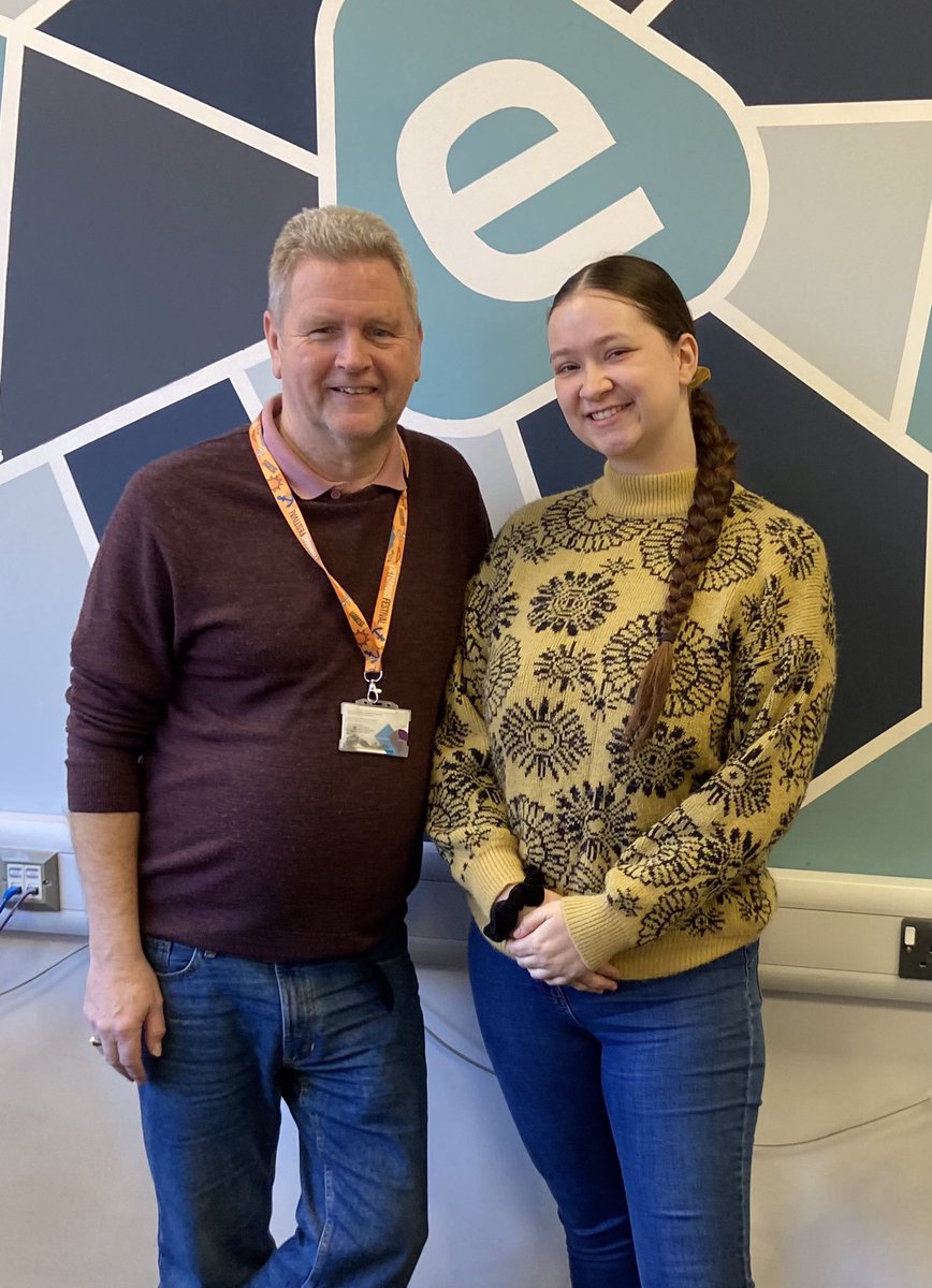 ExpressFM's tweet photo. 🎸 ICYMI: As the countdown to @VictoriousFest’s #RoadToVictorious final at the @WedgewoodRooms this Saturday continues, finalist @mimiraemusic joined @IanJamesDJ on #ExpressBreakfast today for a chat.
🎧 Listen again to the #interview:- https://t.co/Hn6wMlnDcv https://t.co/yGEYBQUZUs