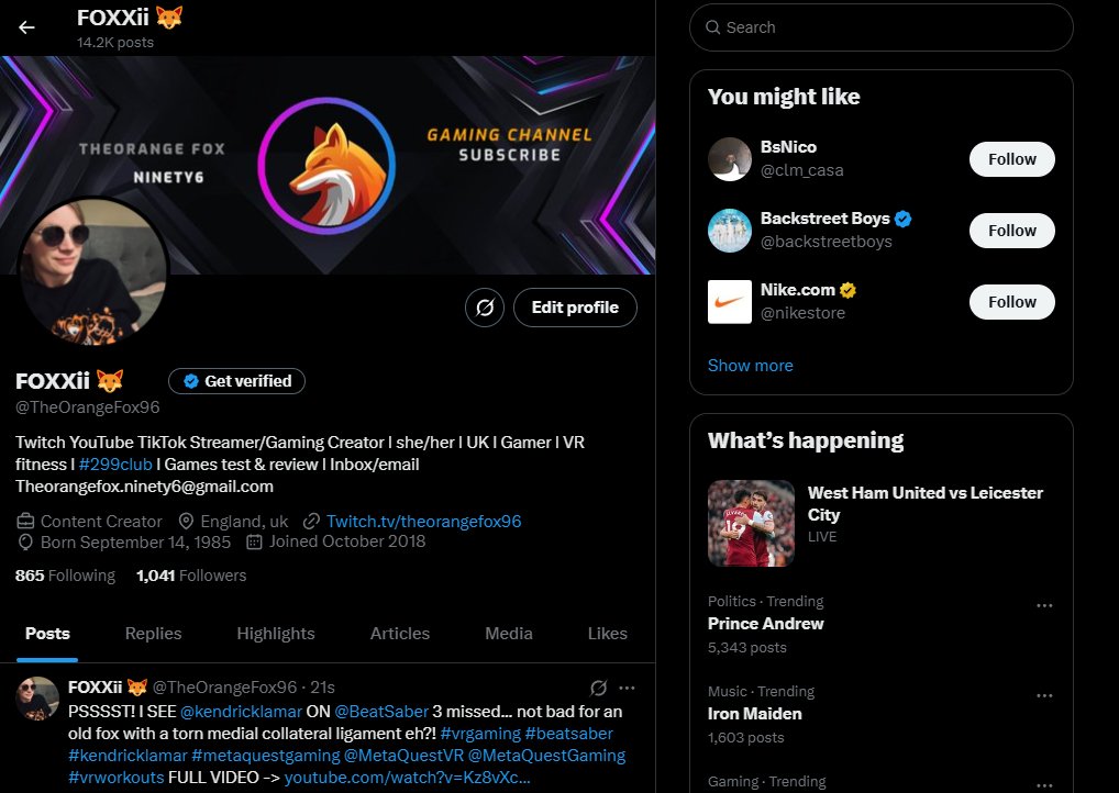 FOXXii 🦊 tweet media