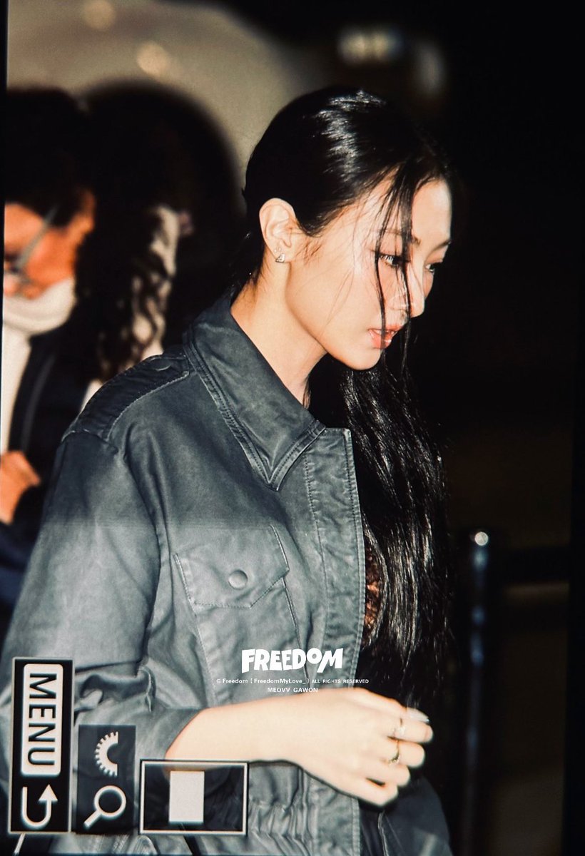 picsforgawon's tweet photo. gawon going to the prada after party! https://t.co/LwRGkEYLgn