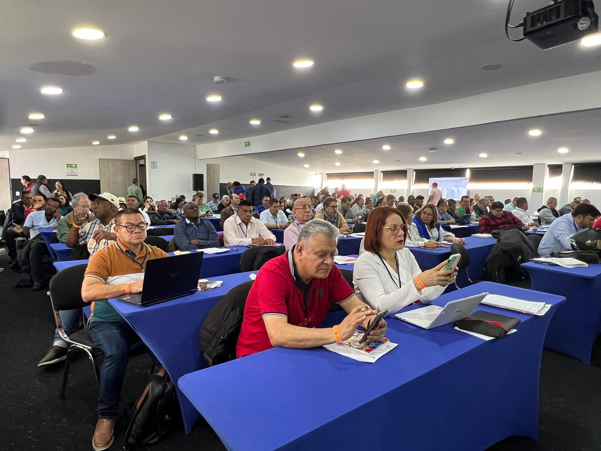 cutcolombia's tweet photo. Presentación y discusión por parte de la #77JuntaNacionalCUT del Pliego Marco Estatal para ser llevado a la discusión del Encuentro Nacional Estatal, el próximo 15 de marzo de 2025. @cutcolombia @GERPASO13 https://t.co/T1AqfWncco