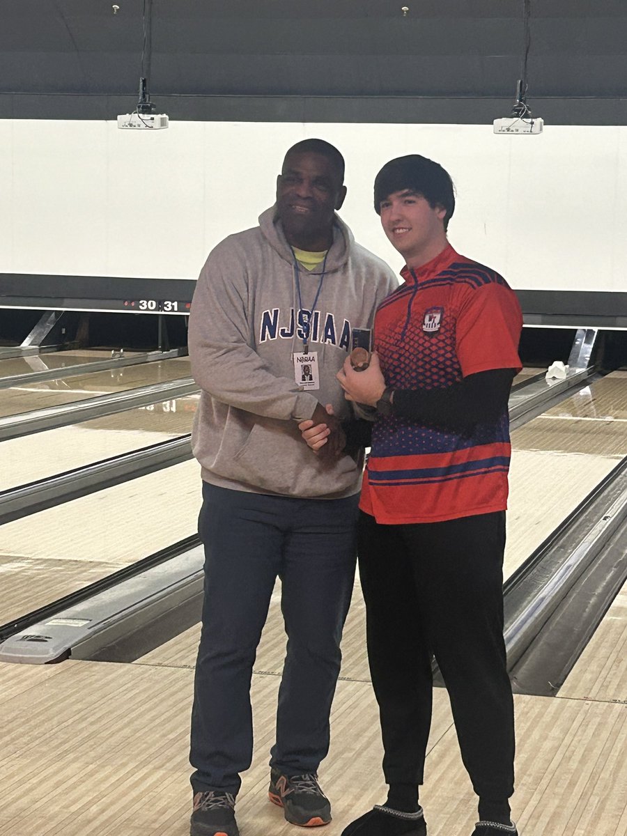 WTHSbowling (@wtbowling23) on Twitter photo Ryan Blachewicz takes #6 in the state at the boys individual tournament, while Leah Peltz-Robledo takes #8 in the state for the girls. Congratulations on a terrific season to both of them! <a href="/WTHS_Athletics/">WTHS Athletics</a> <a href="/HerrAndersonWT/">Principal Anderson</a> Ryan Blachewicz takes #6 in the state at the boys individual tournament, while Leah Peltz-Robledo takes #8 in the state for the girls. Congratulations on a terrific season to both of them! <a href="/WTHS_Athletics/">WTHS Athletics</a> <a href="/HerrAndersonWT/">Principal Anderson</a>