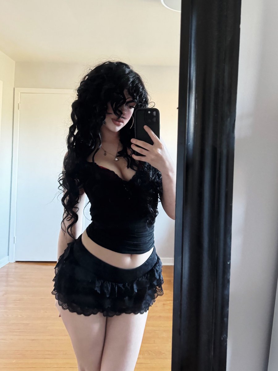lil throwback post for neow https://t.co/36Xbmq3C5k