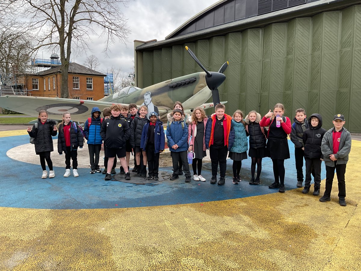 Mr Johnson tweet media