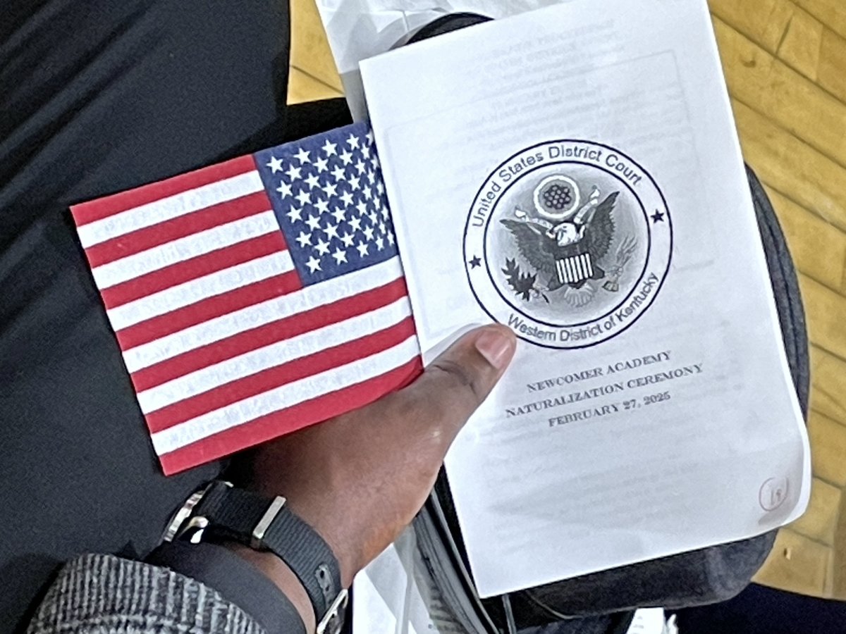 JCPS (@jcpsky) on Twitter photo 🇺🇸 NATURALIZATION CEREMONY | The JCPS school for students who are new to America hosted and welcomed Louisville’s 62 newest U.S. citizens from 32 countries today. <a href="/NewcomerAcademy/">Newcomer Academy</a> students performed a wonderful rendition of “America the Beautiful” and shared gifts with the new 🇺🇸 NATURALIZATION CEREMONY | The JCPS school for students who are new to America hosted and welcomed Louisville’s 62 newest U.S. citizens from 32 countries today. <a href="/NewcomerAcademy/">Newcomer Academy</a> students performed a wonderful rendition of “America the Beautiful” and shared gifts with the new