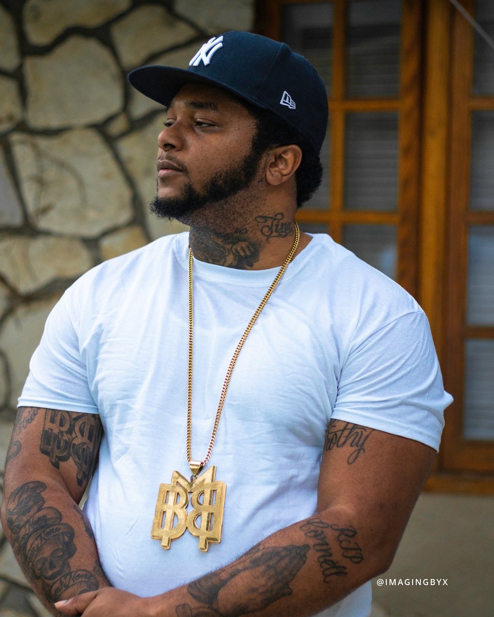 playbooyx's tweet image. Who’s the most dangerous?
A prepared Twork
A prepared Rum
A prepared Geechi