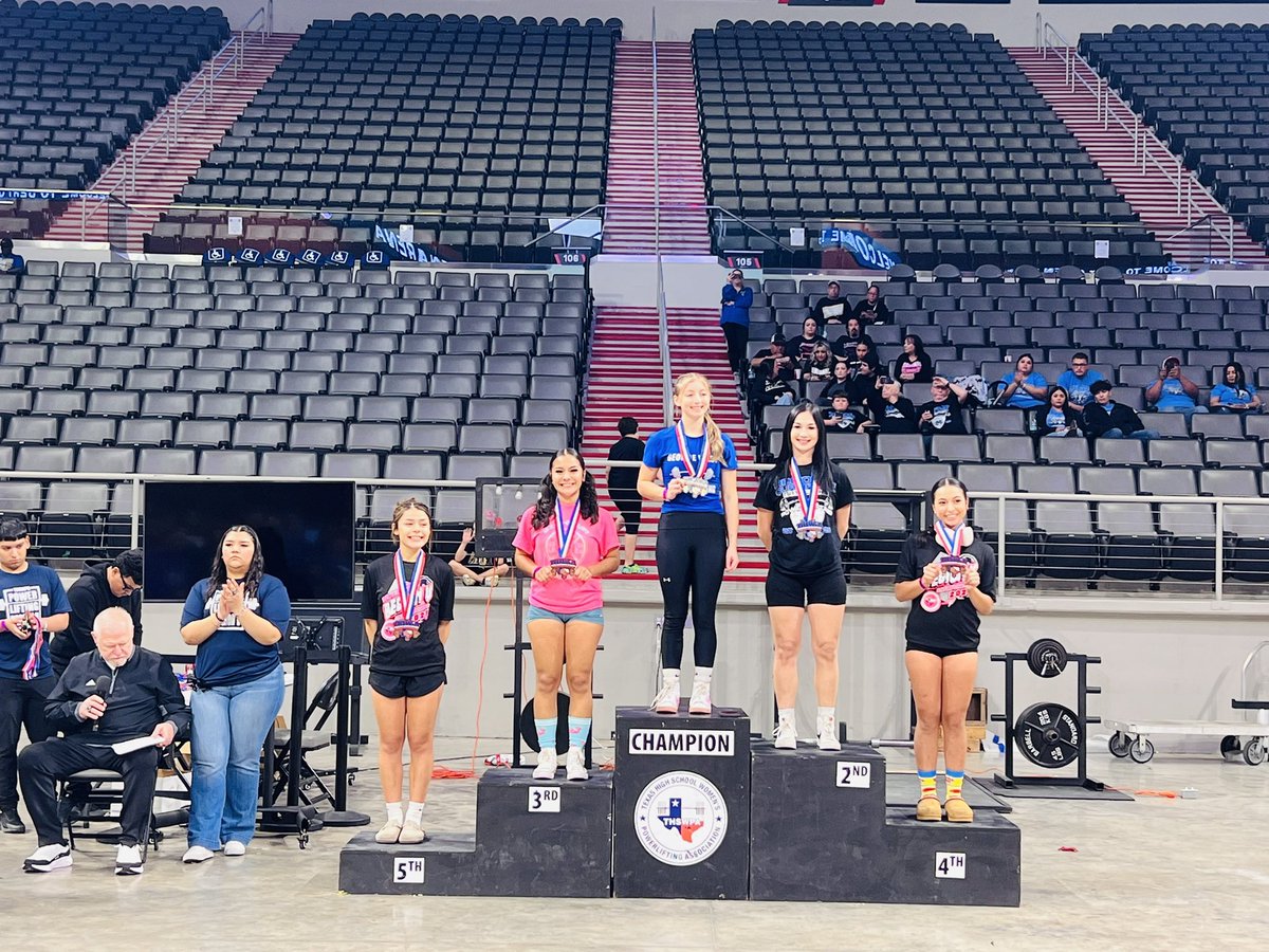 Abigail Fulton ✨
123 lbs 
2nd place 
State Qualifier