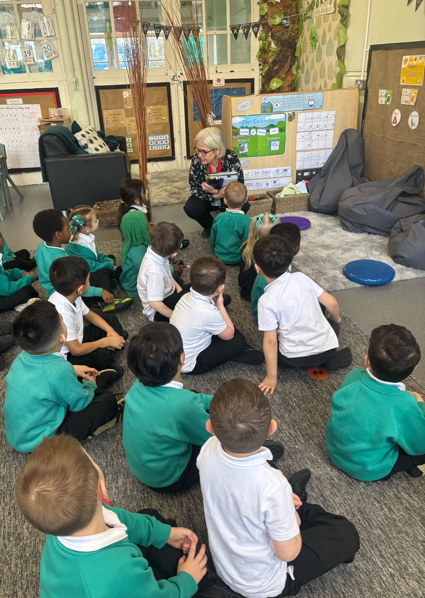 Sarah White tweet media