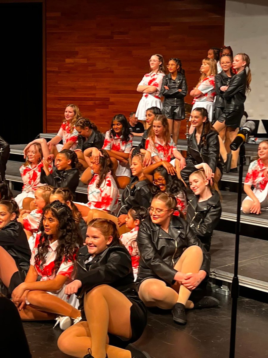 Millard North Middle School Show Choir tweet media