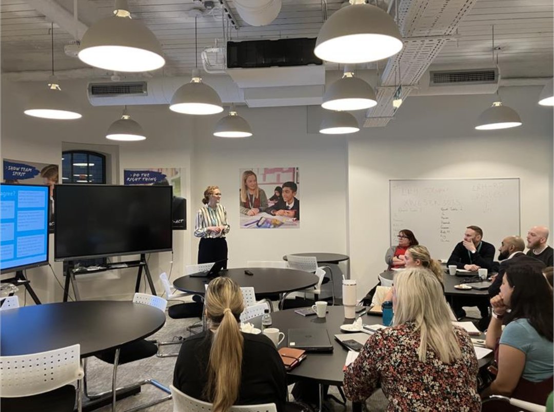 Sarah Hibbert tweet media