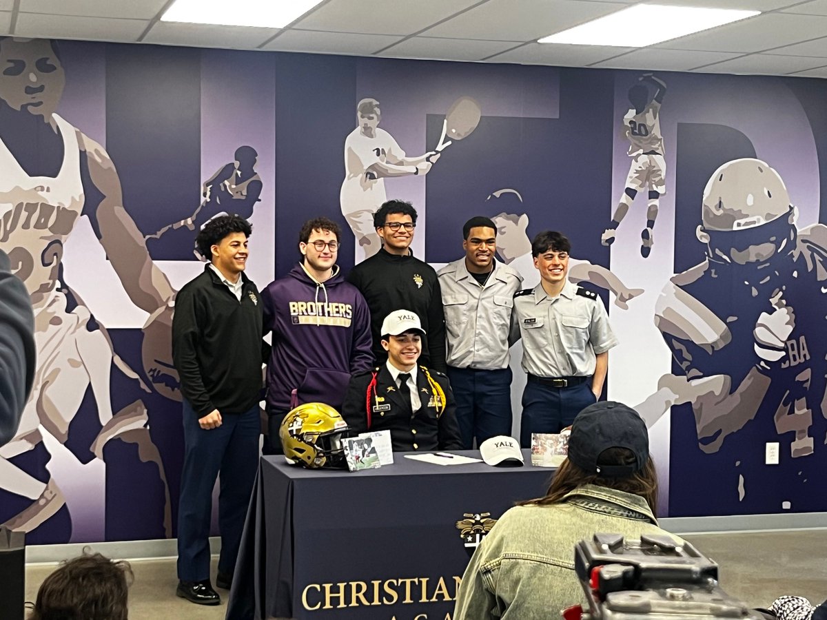 Congratulations to Lucius Anderson ’25 who officially committed to playing football at the collegiate level at Yale University. CBA wishes you all the best in the next chapter of your life. Go Brothers!