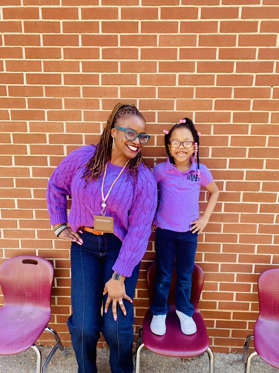 My kindergarten bestie and I declared today Purple Day! Rocking our cutest purple tops and chilling in style because great minds think (and dress) alike! 💜💜 #Twinning #KindergartenVibes