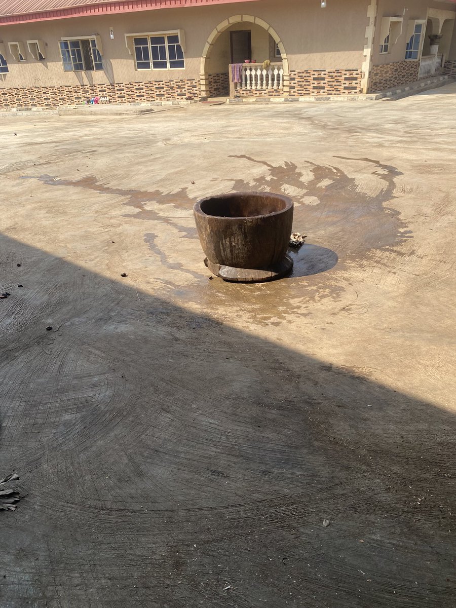 powerfulbadeeu's tweet photo. #Otun-ekiti memories.
Recently spent 1 wk in this God’s own land & ate pounded yam every blessed day, I kid you not when I tell you I gained an extra 5kg after my trip, I’ve tasted pounded yam, I’ve tasted poundo. I’ll never recommend poundo to anyone God bless 🙏 Ekiti lapapo https://t.co/4i4D49fYnR