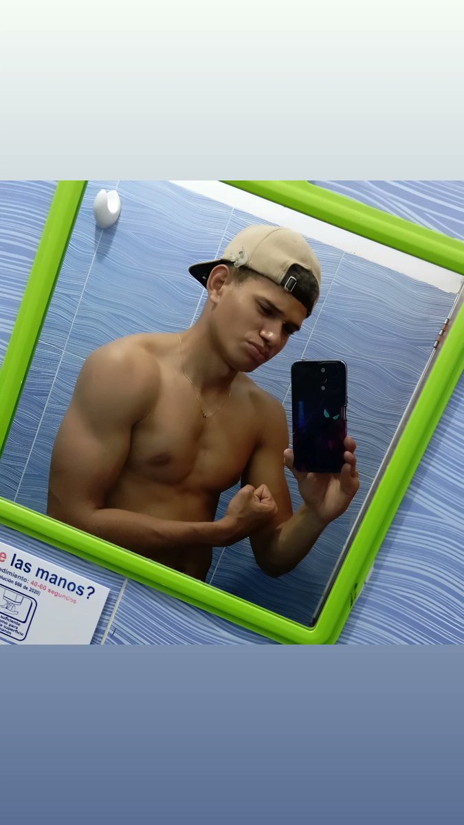 Que bello y rico estoy🤤🤤🤤