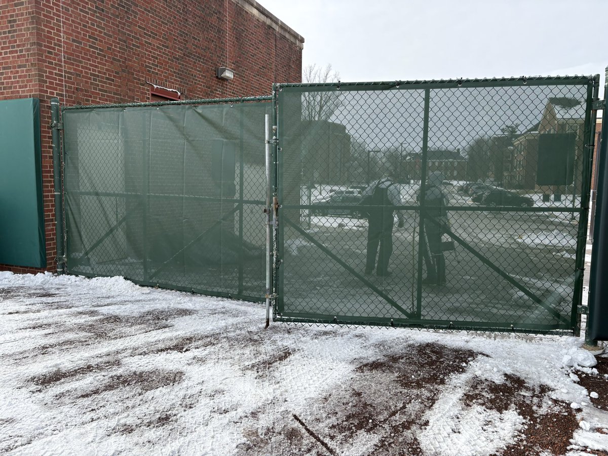 🔴Heirloom x Miami Redhawks Baseball🔴

375ft of WINDSCREEN went up at McKie Field at Hayden Park just in time for their season opener!! 

Let us handle your next framing or graphic project!