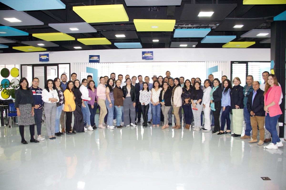 🎓 Felicitamos a los docentes <a href="/utpl/">🎓 UTPL</a> por culminar con éxito el curso IA para la producción de recursos educativos Nivel I.