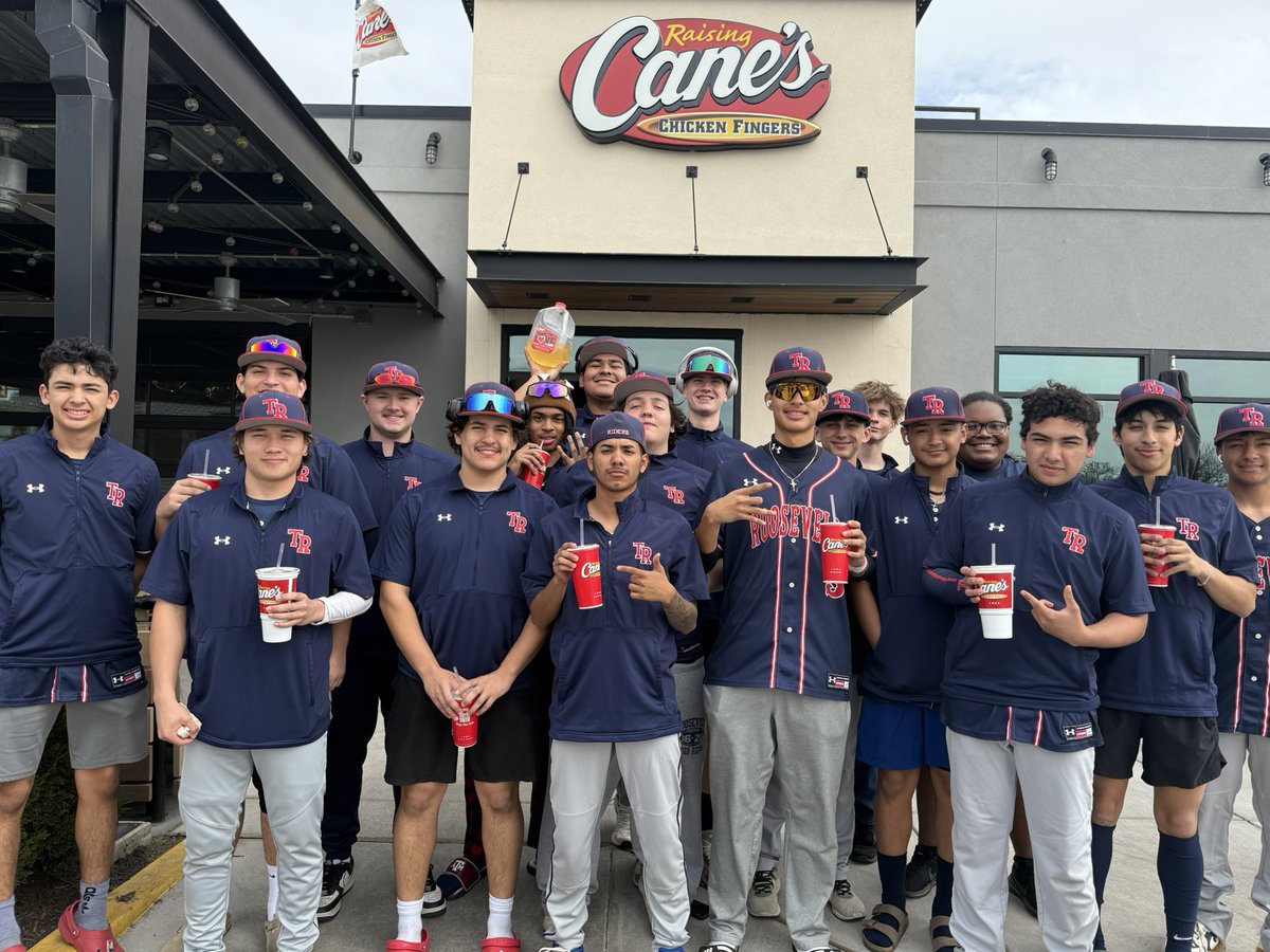 Roosevelt Baseball tweet media