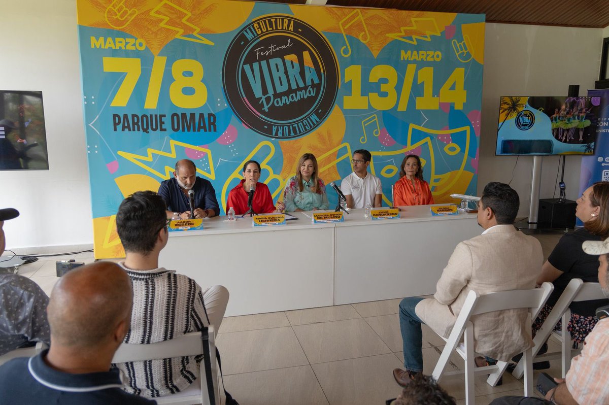 MiCulturaPma's tweet photo. ¡Vibra Panamá 💯🔥! 

En conjunto con @primeradamapma @magicdreamsinc @parqueomarpma y @fullhousepma presentamos en conferencia de prensa el Festival Vibra Panamá 2025. 

Esta jornada tendrá cuatro días de muchas presentaciones culturales y artísticas. https://t.co/YAKoV5wcUS