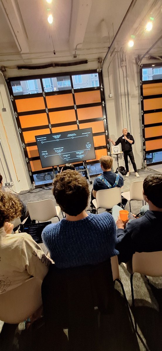 Awesome night at Advanced AI &amp; Tool Use Meetup #2 @ Cloudflare HQ this past Tuesday! Great vibes hanging with my friend Andrey while building AI agents together. Huge thanks to @ToolhouseEvents for an inspiring, hands-on session! #AI #Tech