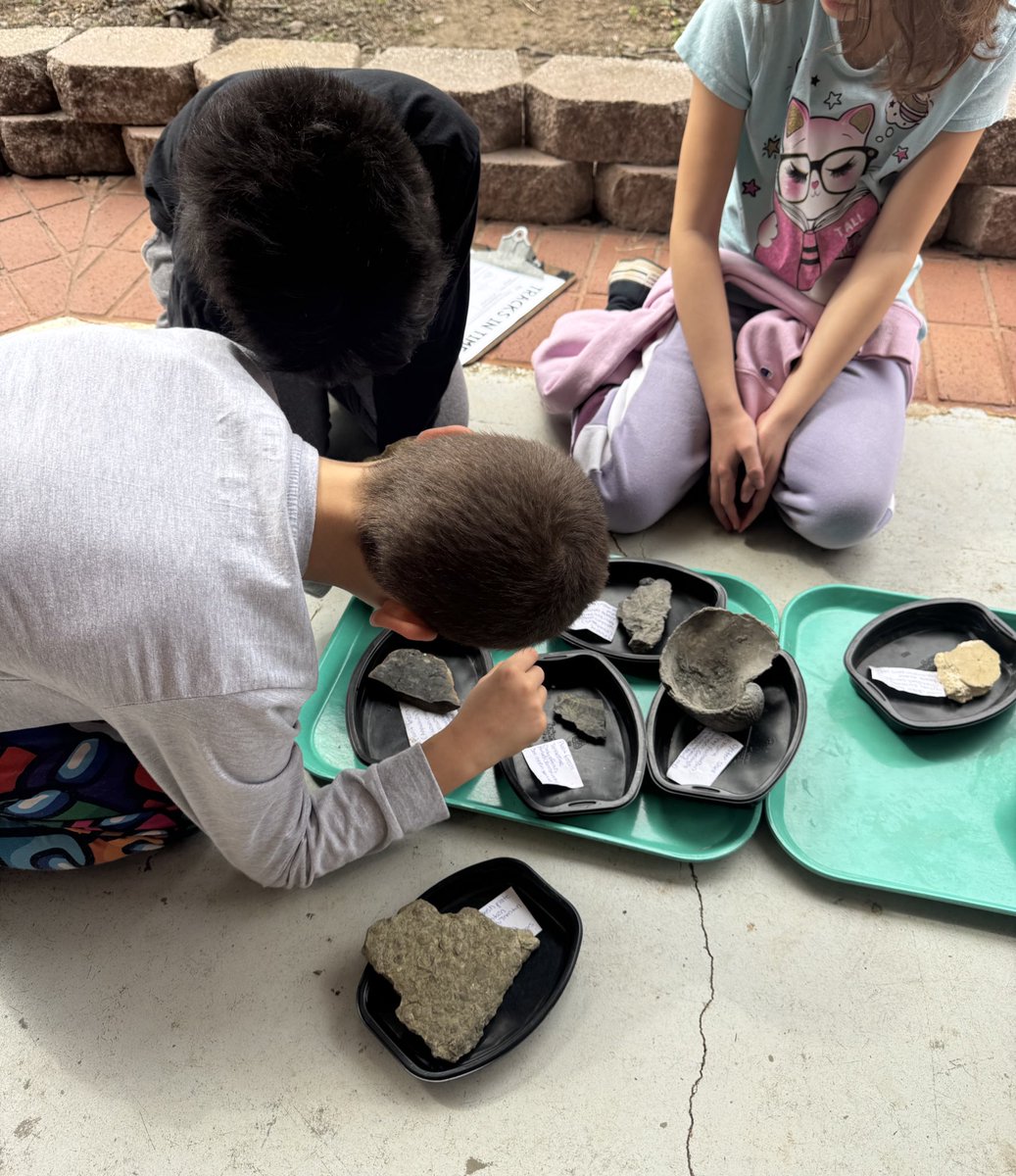 “Children should have real fossils in their classroom!”- Mr. Cam

Thanks again <a href="/PaleoCameron/">Cameron Muskelly (Explorer of Deep Time) 🕒</a> for sharing part of your fossil collection with our class.  These fossils add so much to our fossil unit each year!   #fossils #elementaryscience #sbcebobcats
