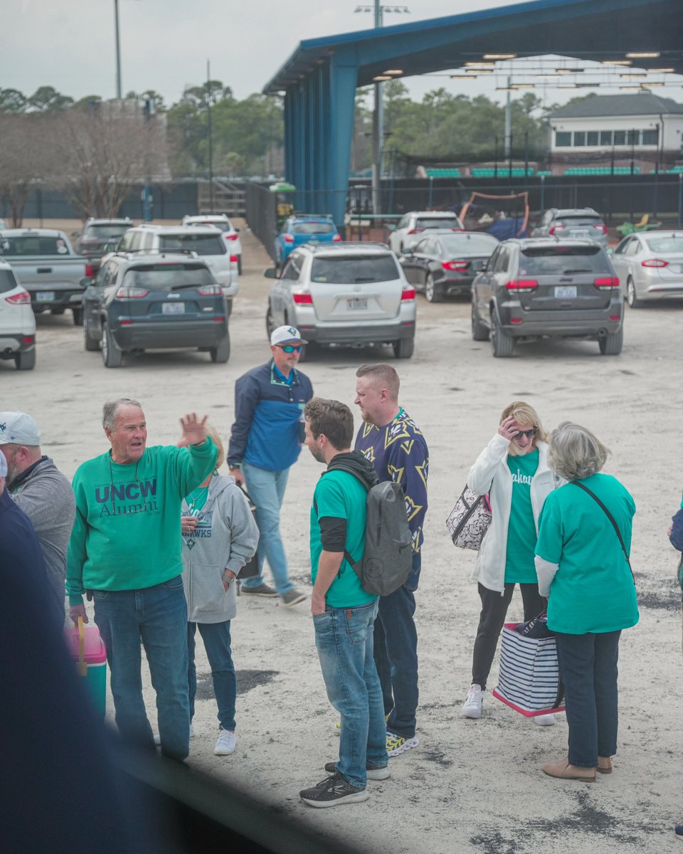 SeahawkClub's tweet image. 🚍 Bus full of Seahawks ready to invade Buies Creek for the @uncwmenshoops game vs Campbell!
#SeahawkNation #TidalTown