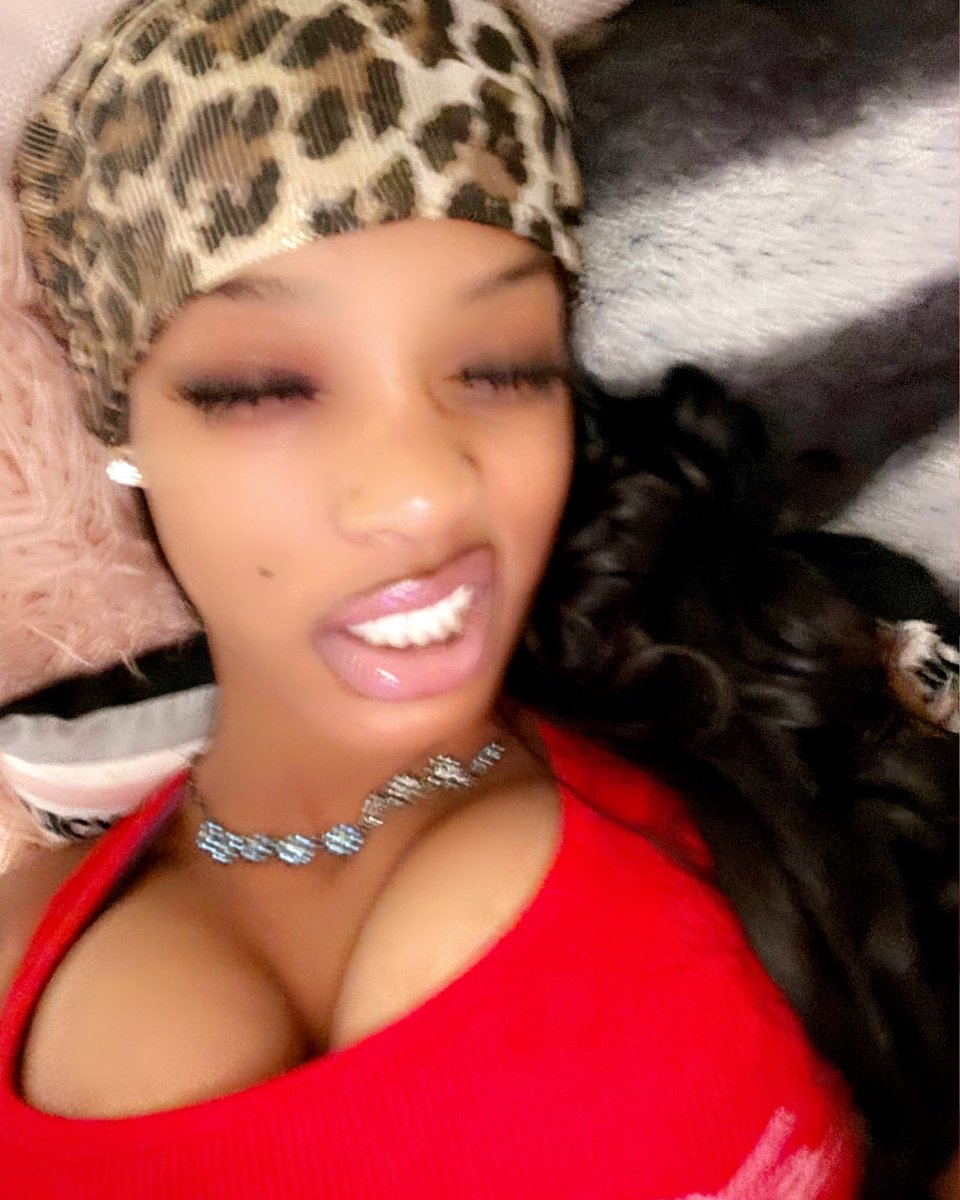 kemarilyn's tweet photo. KeMarilynnn 🍒 https://t.co/BDboBgtogy
