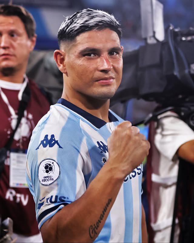 MAXIMILIANO NAHUEL SALAS 7️⃣

NACIDO PARA JUGAR FINALES 👊🏼🏆