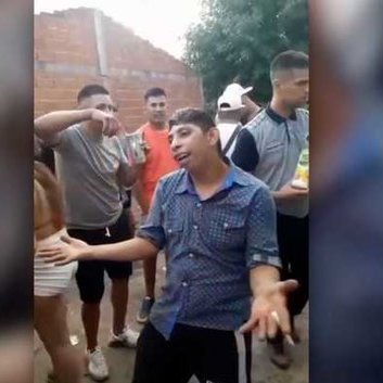elimmaleplate's tweet photo. Le dije a la psicóloga que me quería pegar un corchazo y me mandó al psiquiatra ahora. Son como 50 lucas más lpm https://t.co/U21mV0Og8r