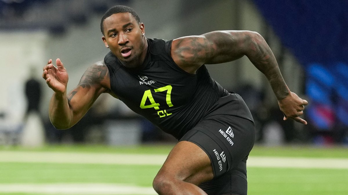 Boston College pass rusher Donovan Ezeiruaku might be solidifying his case as a first-rounder after he paced his position group in agility drills, via <a href="/Eric_Edholm/">Eric Edholm</a> 

nfl.com/news/2025-nfl-…