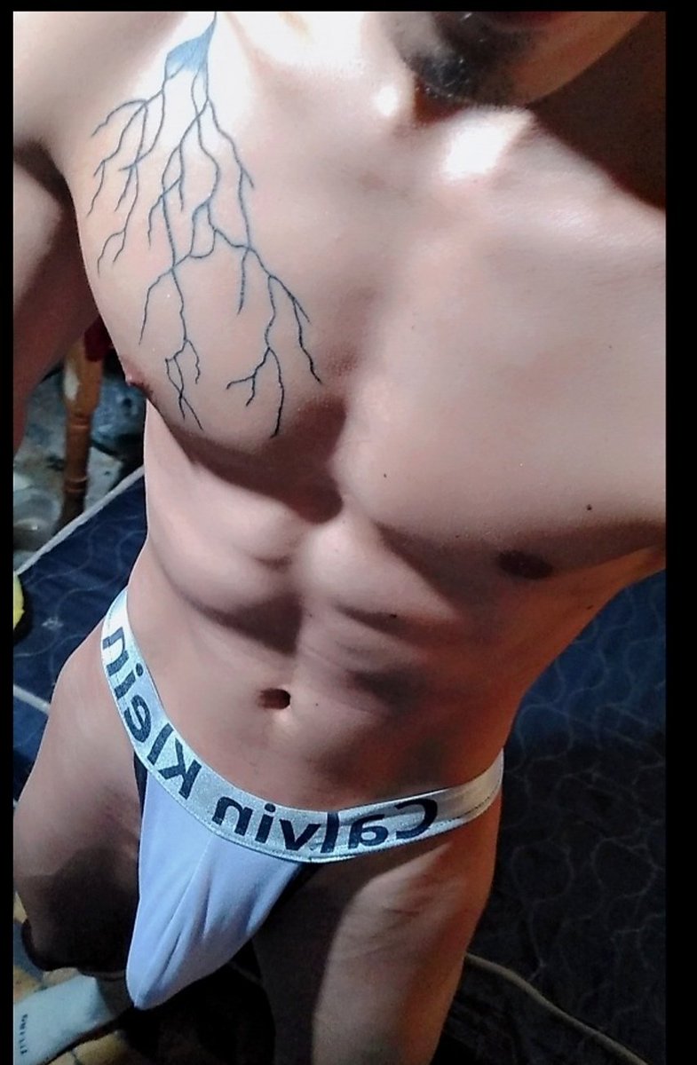 AngelGarElektro's tweet photo. @silver_rwolf @Match_Men1 @ActivoJos96 🔥🔥🔥🔥😏😈 https://t.co/VXntRgyn1f