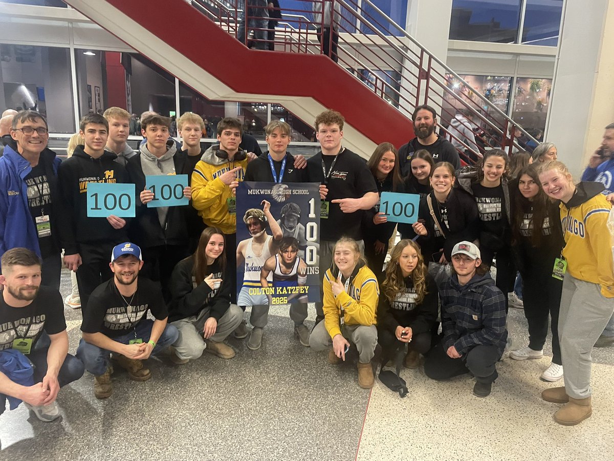 Mukwonago Wrestling tweet media