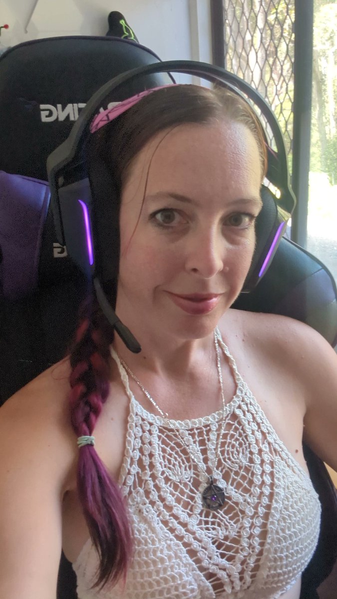Princess_Flick's tweet image. We live! Starting a new game. 
Finished 3/10 so far .

twitch.tv/princessflick