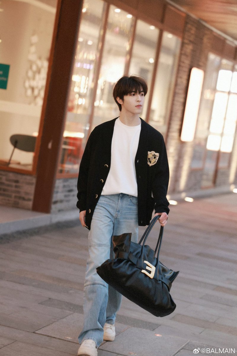ฮันนี๋แพทริคꕤ tweet media