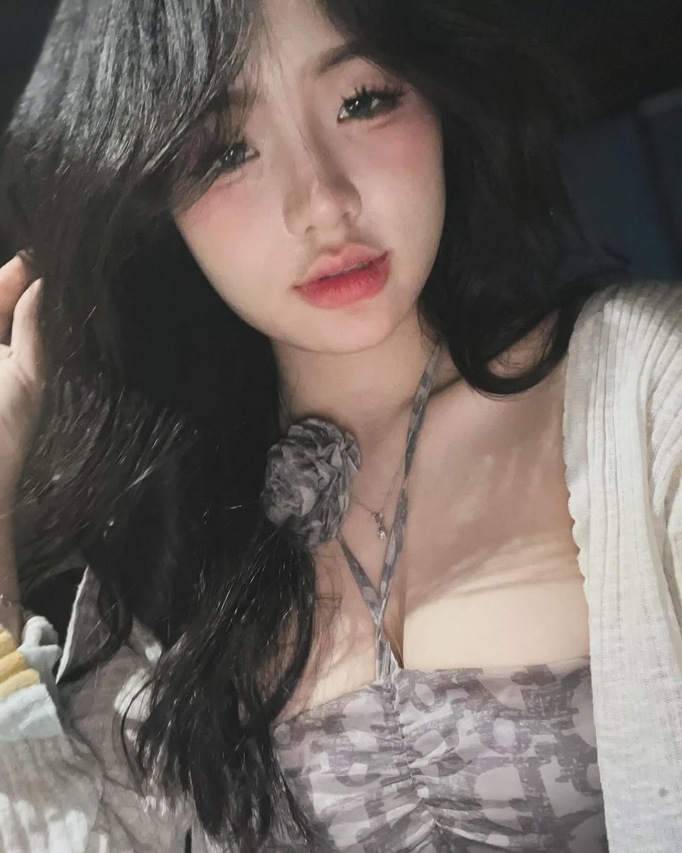 Lanxinhyeu06 cô gái hot nhất hôm này t.me/addlist/Z00PaM…