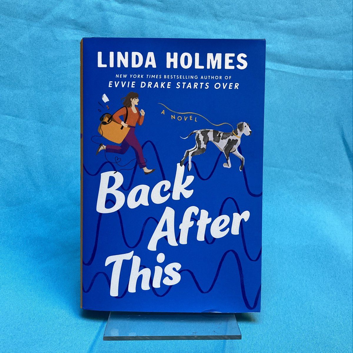 Hicklebee's Books 📚 tweet media