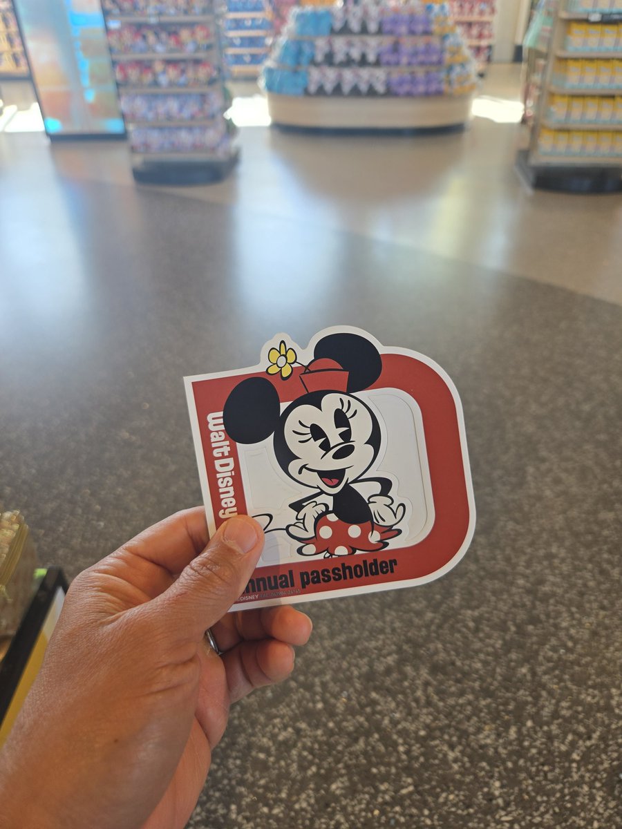 I got hacked this account while I was at Disney!

I'm back!