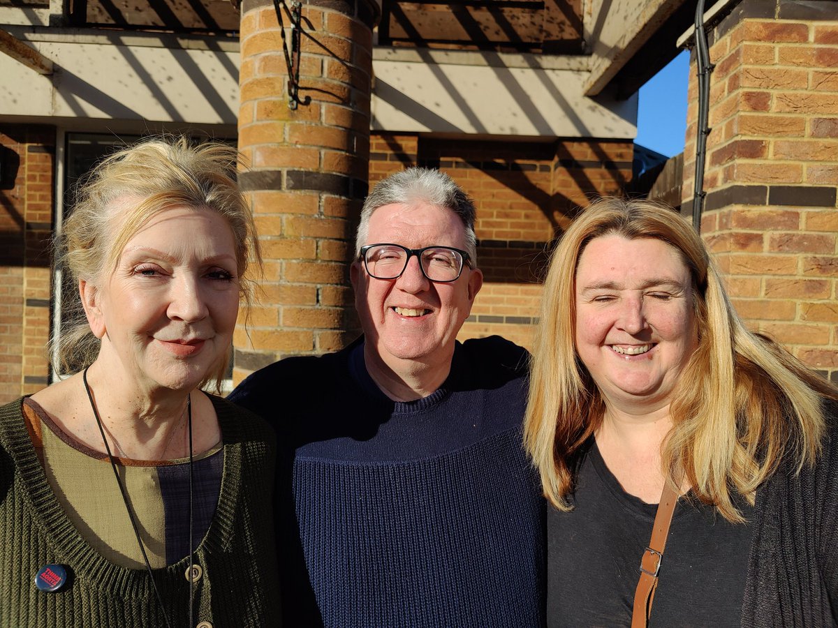 Aortic Dissection Awareness UK & Ireland (@aorticdissectuk) on Twitter photo Important message to close #MarfanAwarenessMonth: scan the whole #Aorta. These three #Marfan patients from Yorkshire, UK all had an acute Type B #AorticDissection in the presence of a normal root and ascending Aorta. <a href="/MarfanFdn/">TheMarfanFoundation</a> <a href="/MarfanTrust/">Marfan Trust</a> <a href="/BritishCardioSo/">British Cardiovascular Society</a> <a href="/escardio/">European Society of Cardiology</a> <a href="/UK_Aorta/">UK-AS</a> Important message to close #MarfanAwarenessMonth: scan the whole #Aorta. These three #Marfan patients from Yorkshire, UK all had an acute Type B #AorticDissection in the presence of a normal root and ascending Aorta. <a href="/MarfanFdn/">TheMarfanFoundation</a> <a href="/MarfanTrust/">Marfan Trust</a> <a href="/BritishCardioSo/">British Cardiovascular Society</a> <a href="/escardio/">European Society of Cardiology</a> <a href="/UK_Aorta/">UK-AS</a>