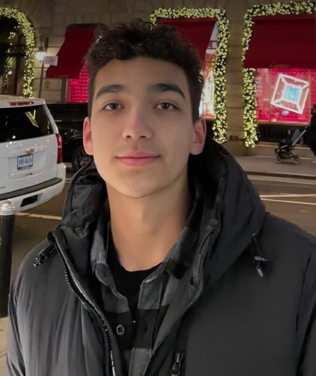 Edan Alexander is a 21 year old boy from Tenafly, NJ. He's the last living American hostage held by Hamas for over 500 days. He has spent two birthdays in the tunnels of Gaza.🎗️

I wish "influencers" would talk about Edan.