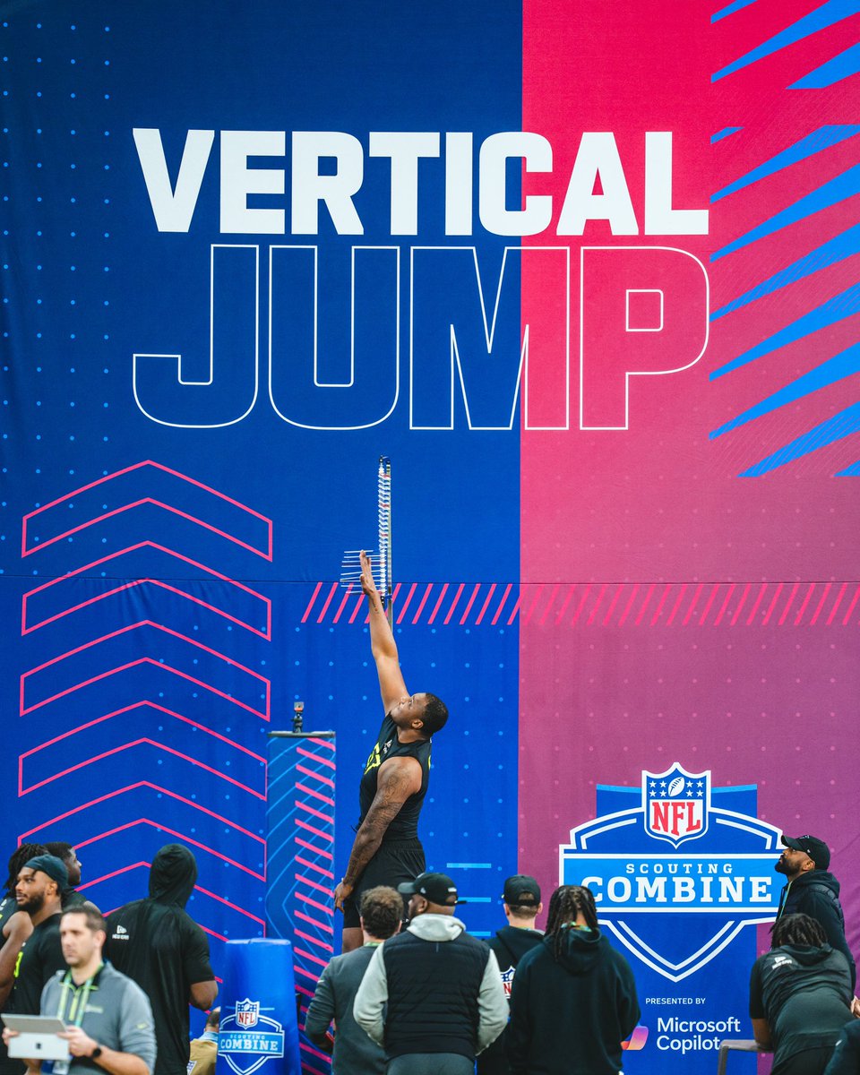 ⏱️📏 <a href="/SEANMARTIN91/">Sean Martin</a> 

#NFLCombine