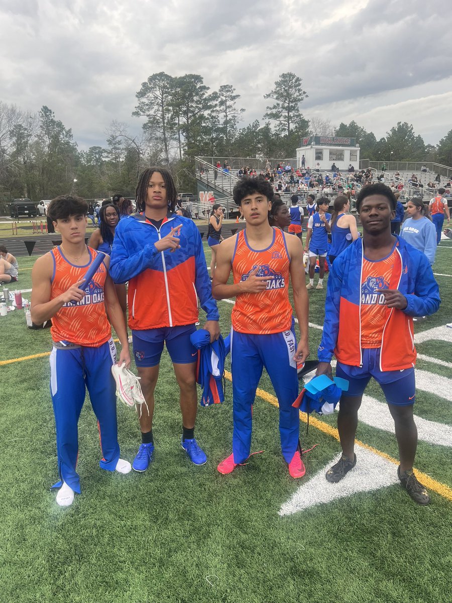 Congratulations to our JV 4x1 finishing 1st Place 🥇 at The Woodlands Meet #GoFast
