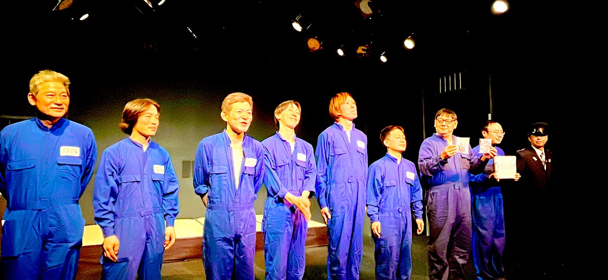 舞台見に行きました！

皆さんのイキイキした姿を見れて

生きる活力が湧いてきました笑

舞台も笑いあり涙ありの楽しいストーリーです😎✨

みんな元気で良かった( ˊᗜˋ)(ˊᗜˋ)(ˊᗜˋ )

 #プリズン2025