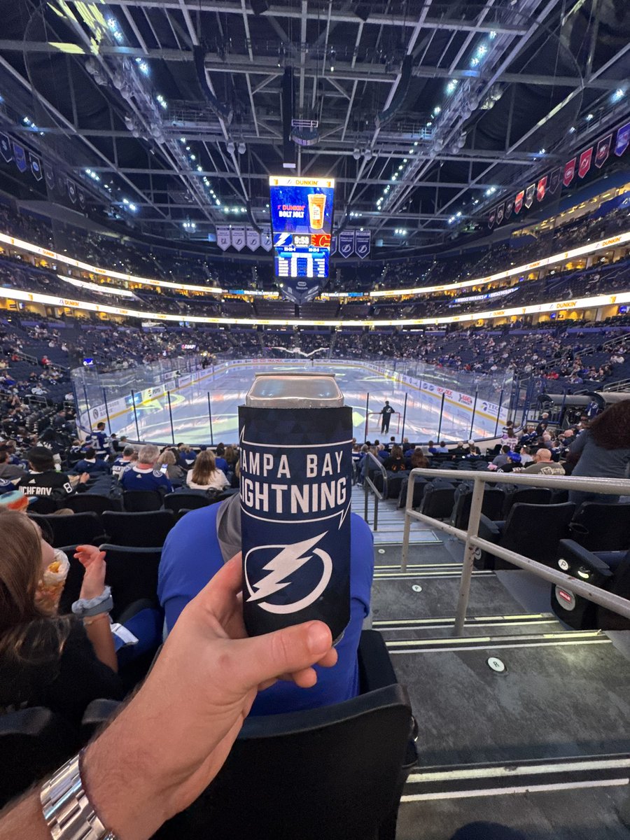 thfc_coorslight's tweet photo. You know what I’m drinking. #icecold #thunderbug #bolts https://t.co/Ij1mvBYIZj