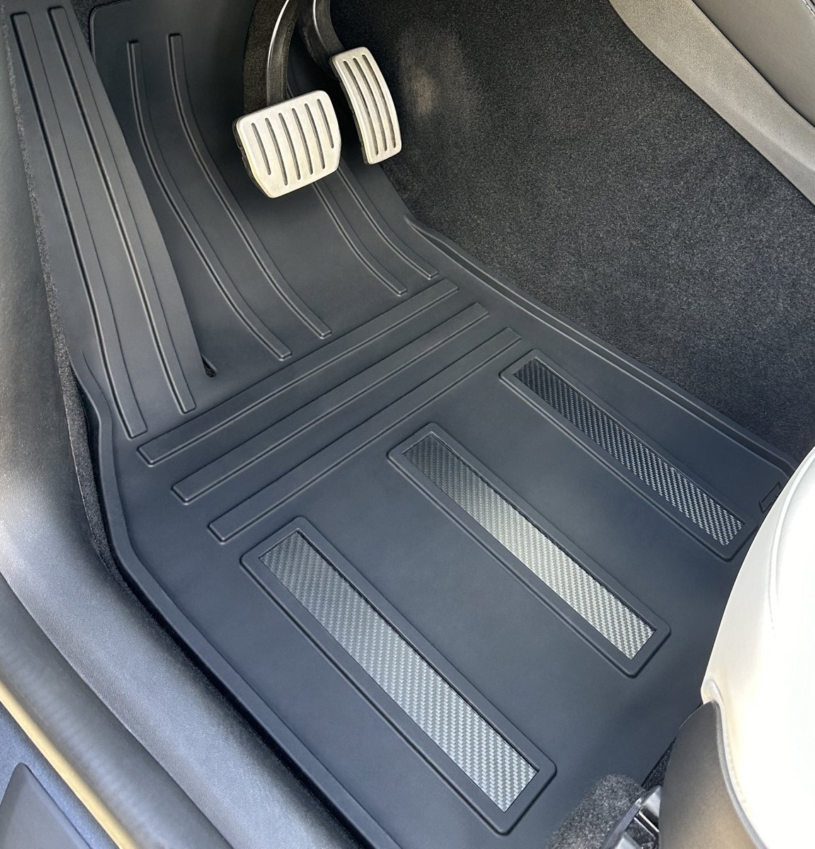 Teslationx's tweet photo. Pre-Order Now!!! π€ Deliveries Begin April 2025!!! Teslation Tesla Model Y First and Second Row Floor Mats Space - Silicone + Carbon Fiber + Hook and Loop https://t.co/L7nowT6lOE
ππ₯π
#teslation #tesla #teslamodels #teslamotors #teslamodely #teslalife #teslaowner #teslacars #elonmusk #elon #musk #carbonfiber #silicone #modely #teslaparts #teslamodel #modelyperformance #waterproof #customcars #cars #luxury #suv #caraccessories #overland #outdoors #offroad #bocaraton #florida #floridalife