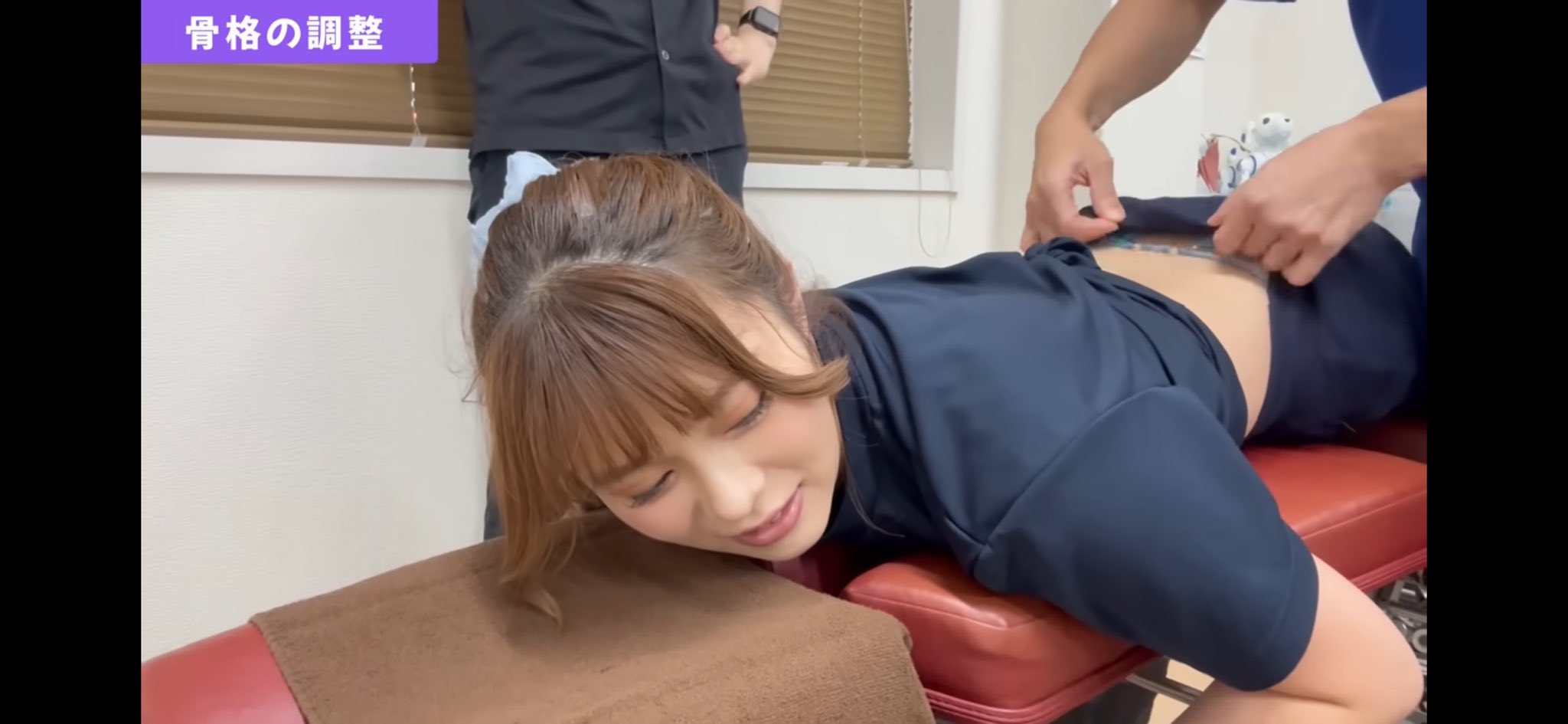 腰パンチラ　エロ 