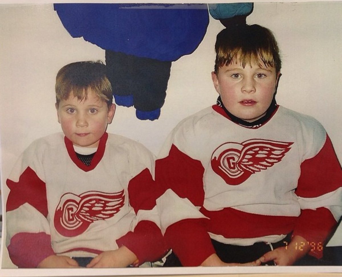 Congratulations to Brayden and Luke Schenn on becoming the first pair of brothers in #NHL history to both hit the 1,000 game milestone in the same season.

Brayden crosses the 1,000 mark tonight in Washington.