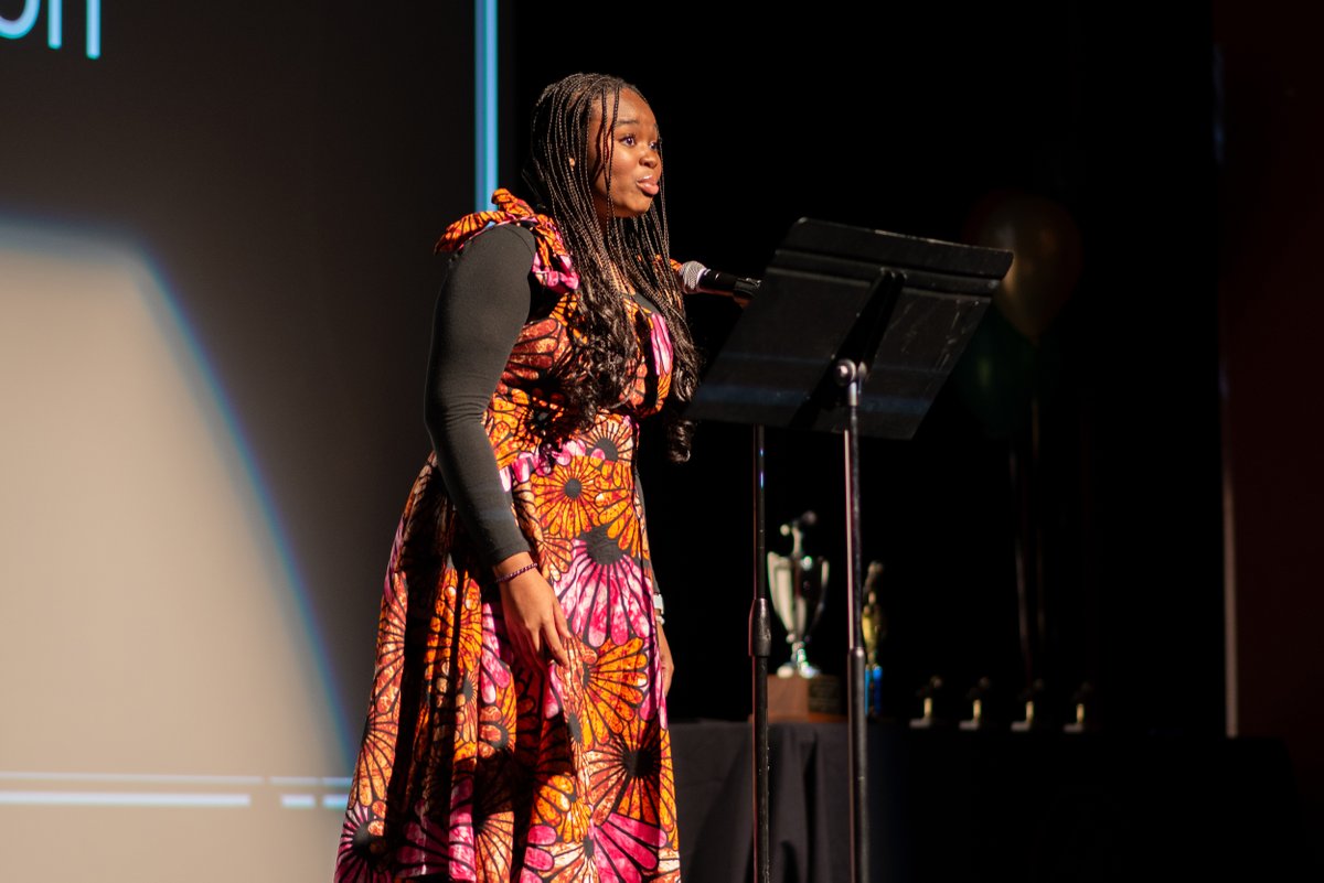 Henrico Schools (@henricoschools) on Twitter photo Help us give another round of applause to the fantastic student poets and performers who participated in our third annual <a href="/HenricoEDO/">Henrico Schools Equity, Diversity, and Opportunity</a> Black History Month Poetry Slam last night at the Henrico Theatre! ๐๏ธ Help us give another round of applause to the fantastic student poets and performers who participated in our third annual <a href="/HenricoEDO/">Henrico Schools Equity, Diversity, and Opportunity</a> Black History Month Poetry Slam last night at the Henrico Theatre! ๐๏ธ