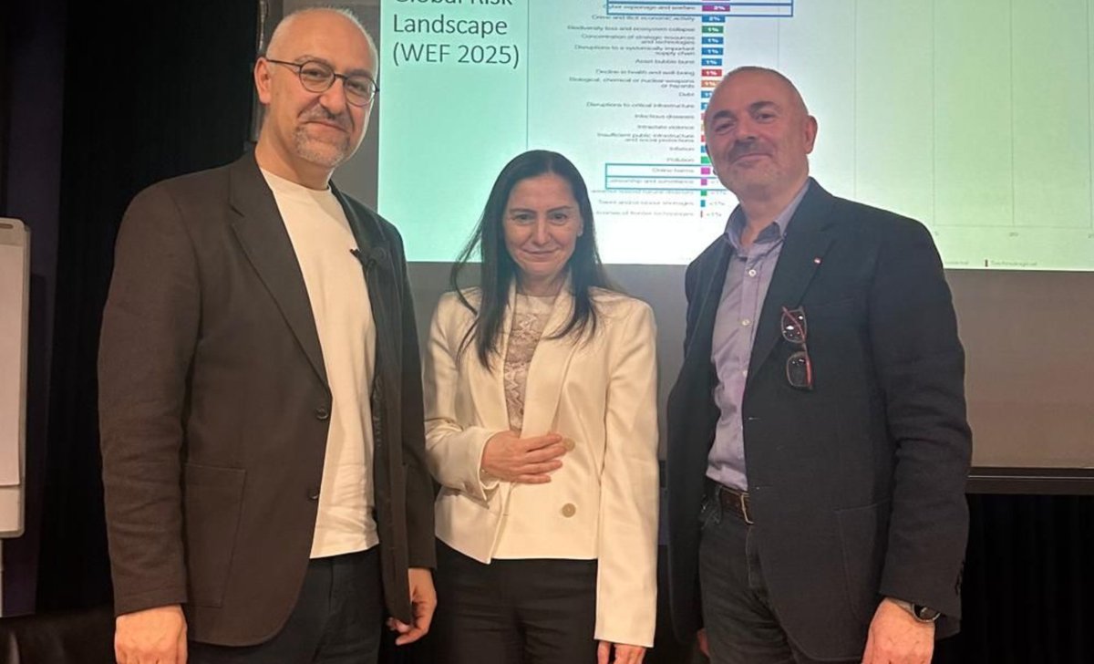 Prof. Dr. Selim Yazıcı (<a href="/SelimYazici/">Selim YAZICI</a>), “Sigortacılıkta Yapay Zeka” etkinliğine panelist olarak katıldı
<a href="/Turkiye_Sigorta/">Türkiye Sigorta</a> <a href="/aitrorgtr/">AITR</a>
fintechistanbul.org/2025/02/28/pro…