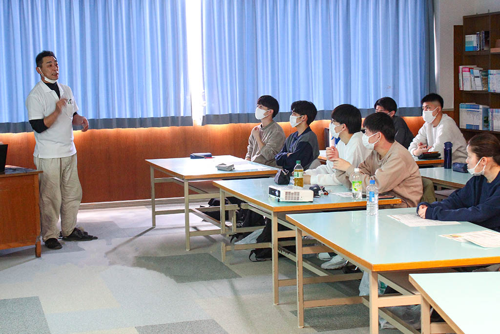 imwc_1's tweet image. 理学療法学科と救急救命学科のコラボ授業が実現しました。
imwc-ichinoseki.ac.jp/info/physical/…

#国際医療福祉専門学校一関校 
#imwc一関 
#目指すのは未来の笑顔をつくる仕事 
#救急救命学科 
#理学療法学科 
#専門学校 
#岩手県